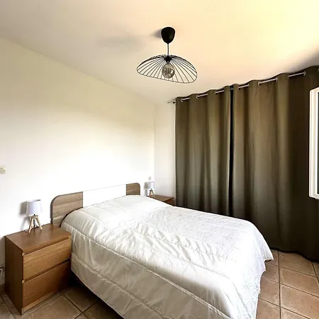 Paloma Pour 6 Personnes Avec Piscine Privee, A Deux Pas Du Golf De Valcros, A * La Londe-les-Maures