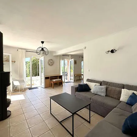 Villa Paloma Pour 6 Personnes Avec Piscine Privee, A Deux Pas Du Golf De Valcros, A